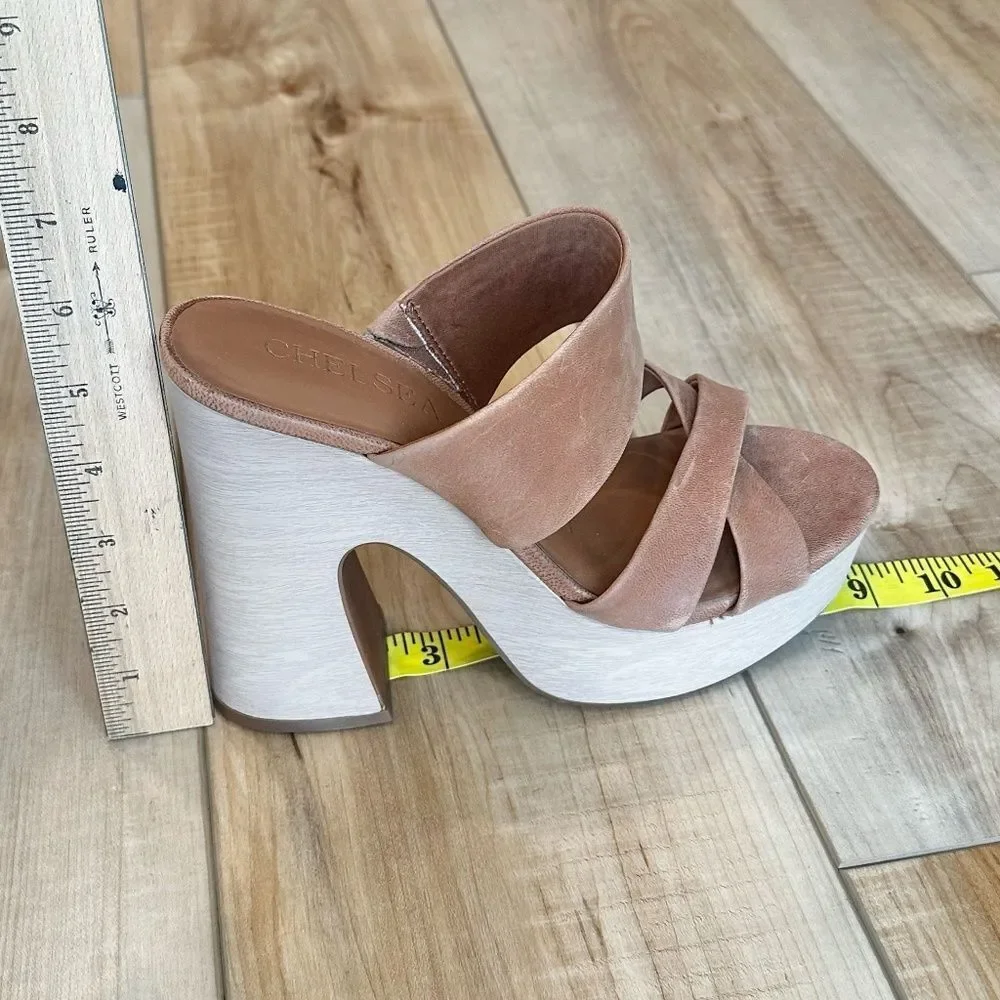 NWT Chelsea Violet Kapri Leather Platform Heels Sandals 9 1/2